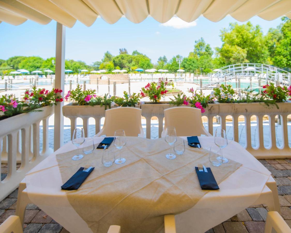 Camping Le Palme Marina Di Bibbona Eksteriør billede