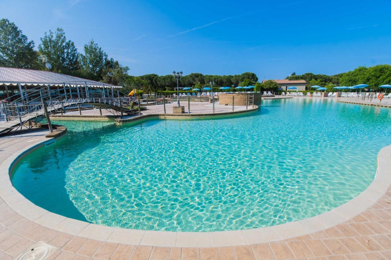 Camping Le Palme Marina Di Bibbona Eksteriør billede