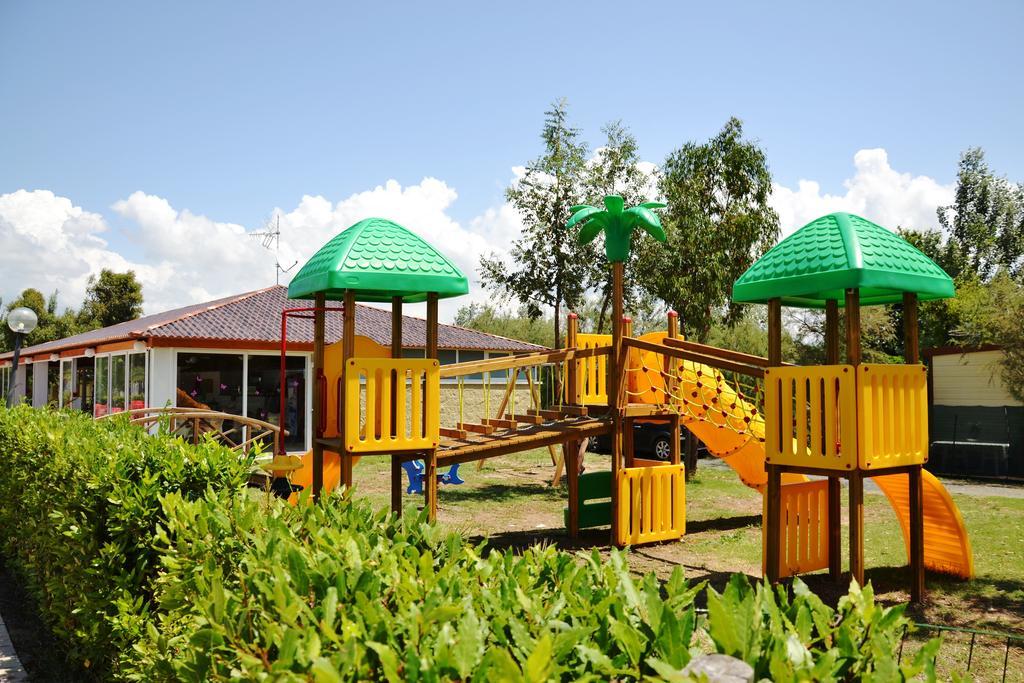 Camping Le Palme Marina Di Bibbona Eksteriør billede